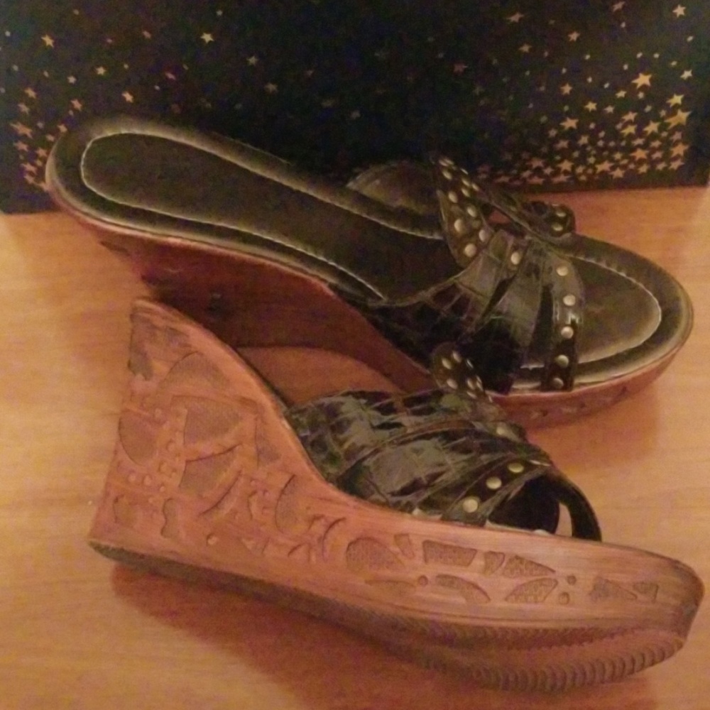 Shoes